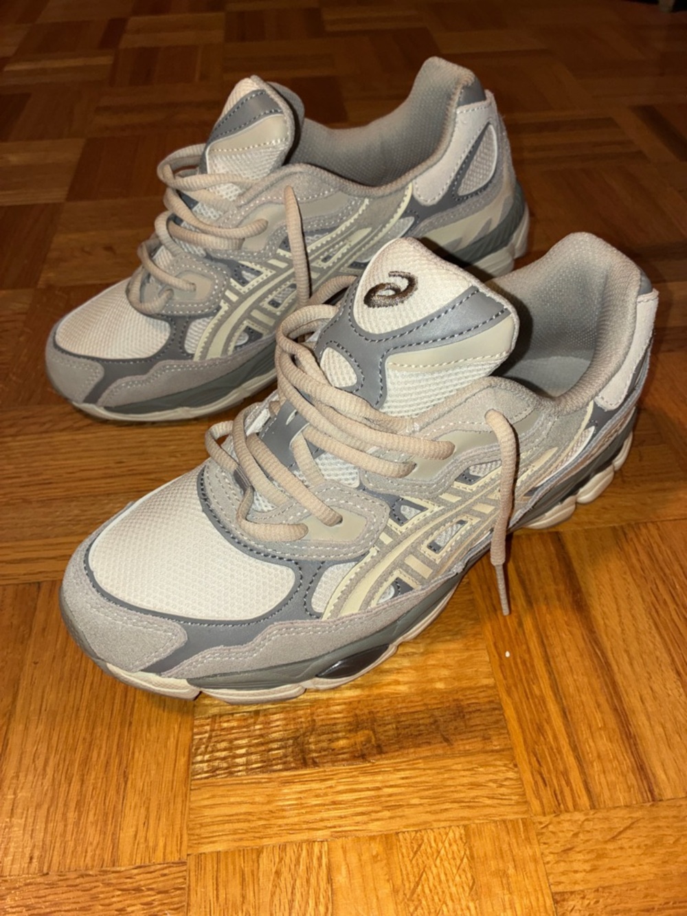 ASICS GEL-NYC - CREAM / OYSTER GREY - Picture 2 of 5
